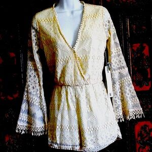 New Iris Cream Color Lace Romper